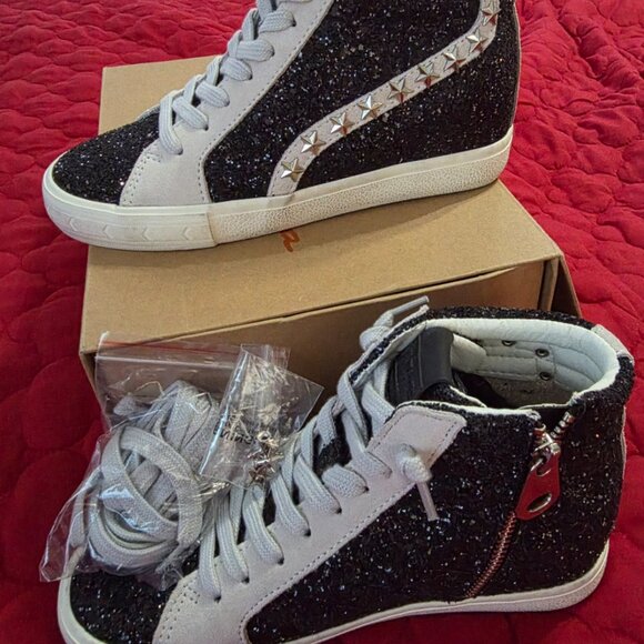 ⭐ Vintage Havana Leona RO Black Glitter High-Top Sneakers – Size 7 – NWT  NWT! - Picture 7 of 9